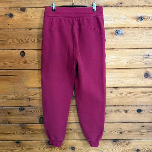 Lululemon Scuba Relaxed-Fit High-Rise Jogger Pomegranate Size 6 - Picture 3 of 9